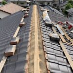 棟瓦葺替工事・金属屋根塗装工事　広島の屋根・瓦のお店　株式会社ウィズホーム