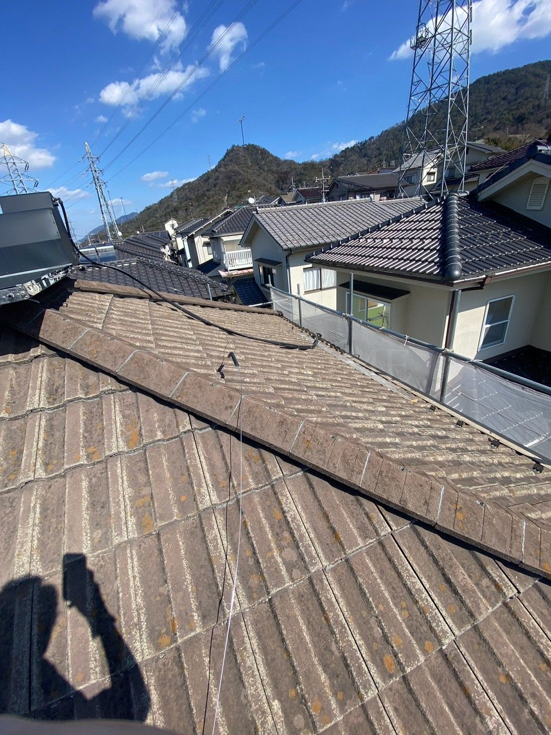 広島 広島の屋根・瓦のお店 ウィズホーム 屋根工事 瓦屋根 屋根修理 板金屋根 カバー工法 金属屋根 屋根足場 雨漏り修理 雨漏り原因 瓦 瓦屋根 洋風瓦