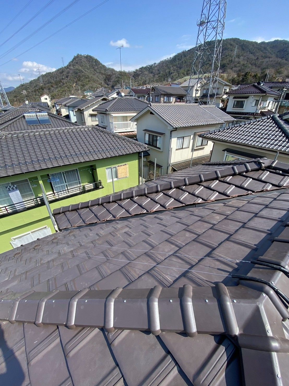 広島 広島の屋根・瓦のお店 ウィズホーム 屋根工事 瓦屋根 屋根修理 板金屋根 カバー工法 金属屋根 屋根足場 雨漏り修理 雨漏り原因 瓦 瓦屋根 洋風瓦 谷板金