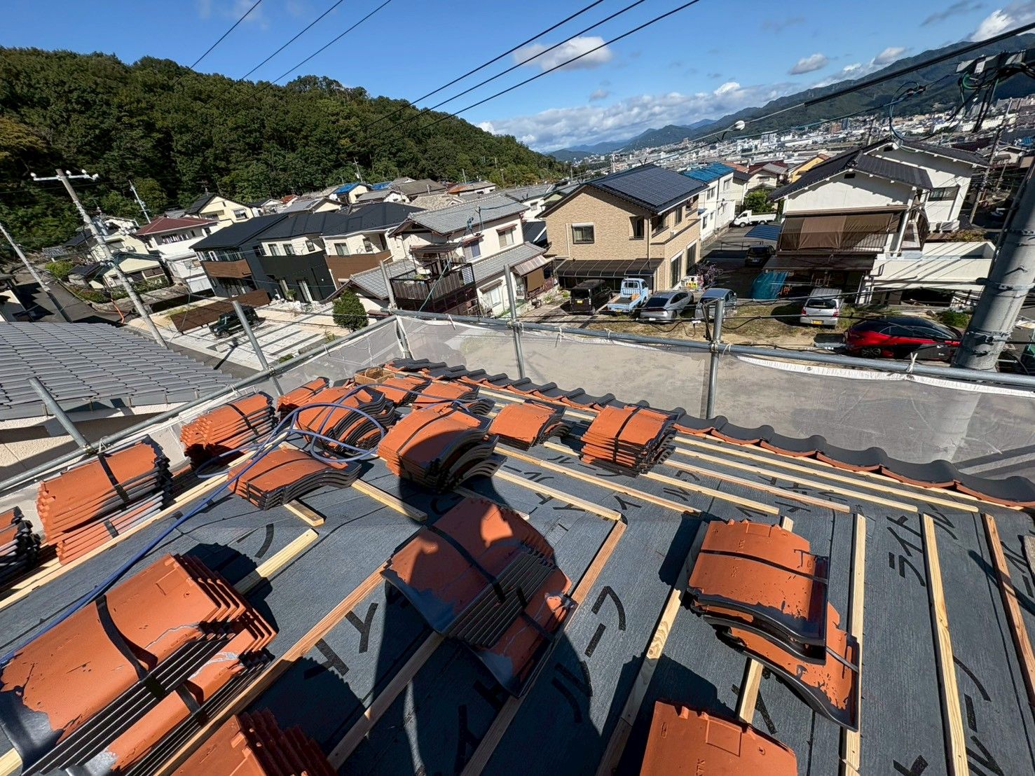 広島　広島の屋根・瓦のお店 ウィズホーム　屋根工事 瓦屋根 屋根修理　板金屋根　カバー工法　金属屋根　軒天　軒天貼替　軒天べニヤ
