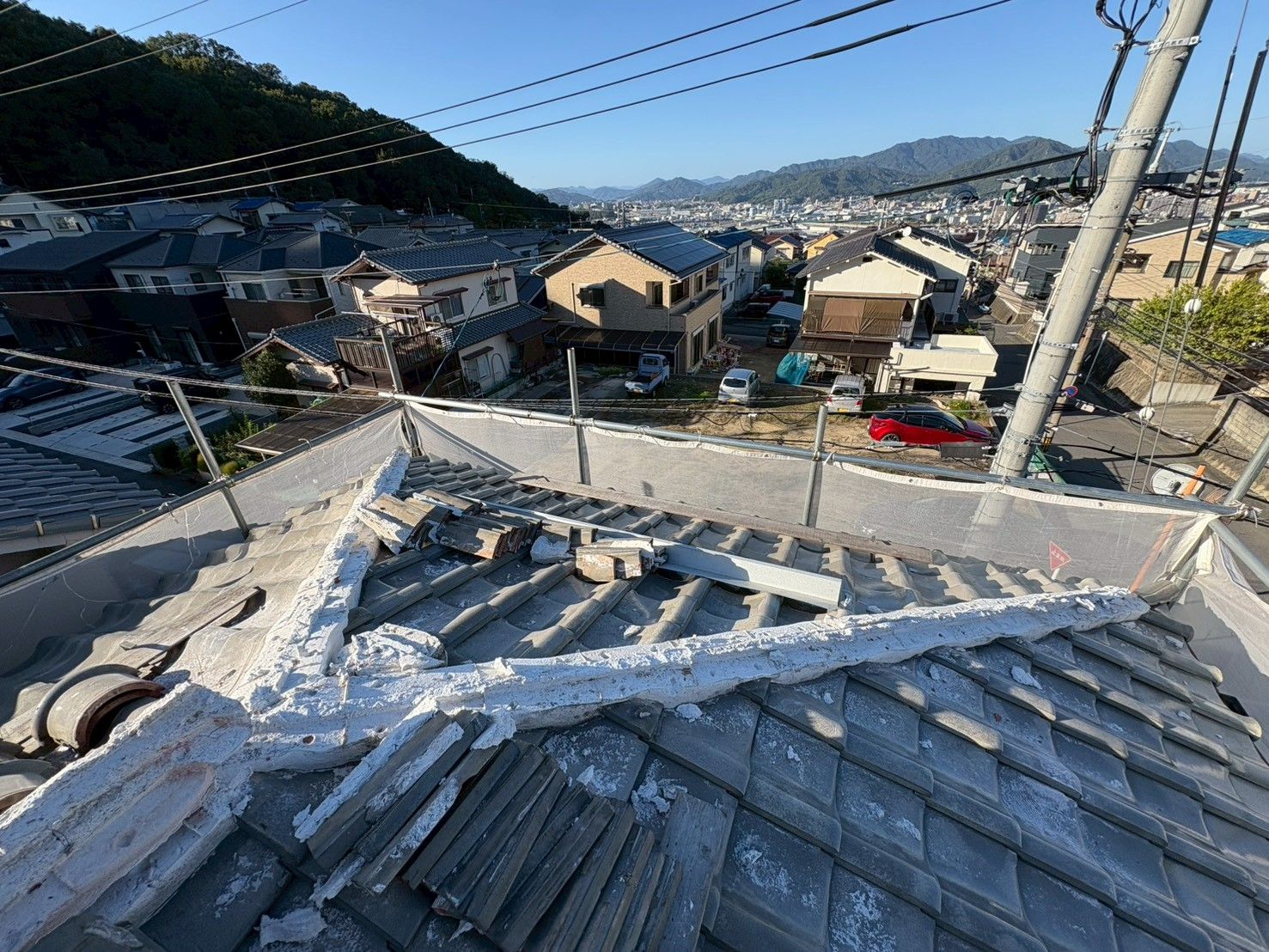 広島　広島の屋根・瓦のお店 ウィズホーム　屋根工事 瓦屋根 屋根修理　板金屋根　カバー工法　金属屋根　軒天　軒天貼替　軒天べニヤ